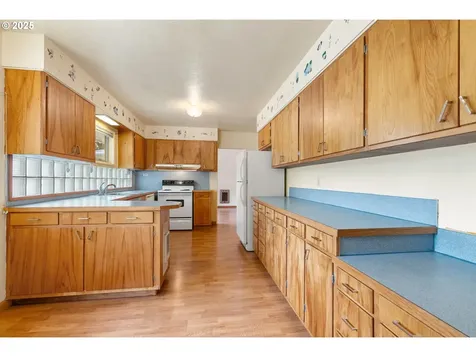1412 N Main Avenue White Salmon WA 98672