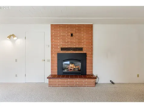 1412 N Main Avenue White Salmon WA 98672