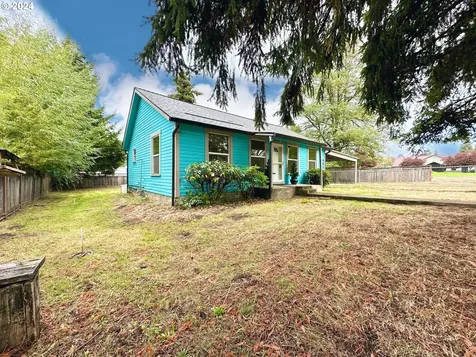 905 Front Street Lyons OR 97358