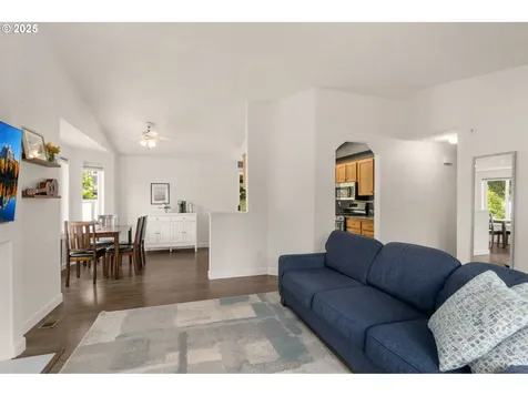 5059 SE Montego Street Hillsboro OR 97123