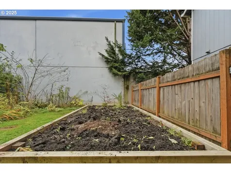 8813 NE Ward Street Portland OR 97220