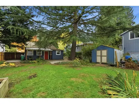 8813 NE Ward Street Portland OR 97220