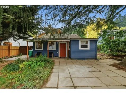 8813 NE Ward Street Portland OR 97220