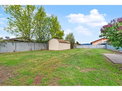 2509 E J Court La Grande OR 97850