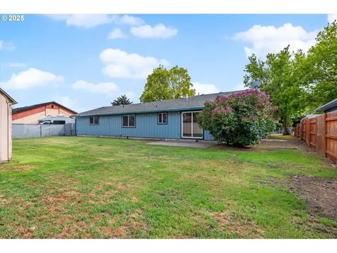 2509 E J Court La Grande OR 97850