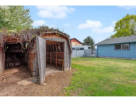 2509 E J Court La Grande OR 97850