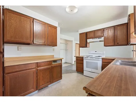 2509 E J Court La Grande OR 97850