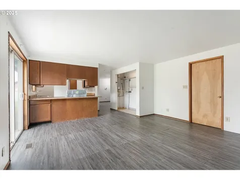 2509 E J Court La Grande OR 97850