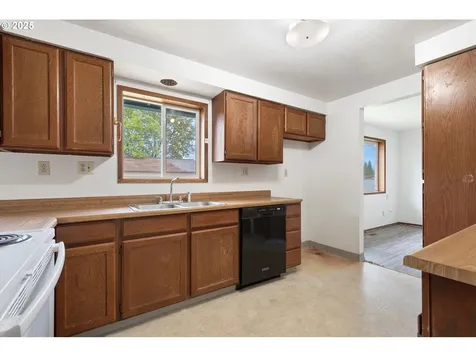 2509 E J Court La Grande OR 97850