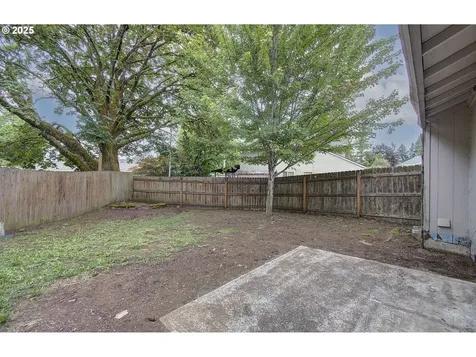 3909 NE 136th Court Vancouver WA 98682