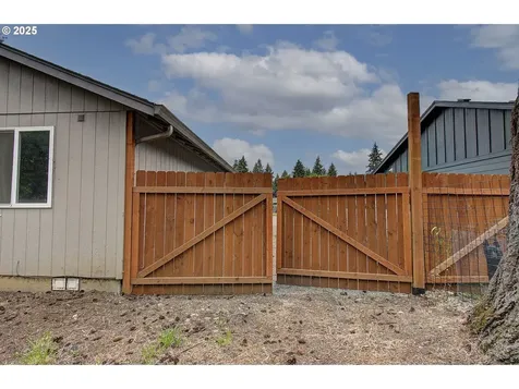 3909 NE 136th Court Vancouver WA 98682