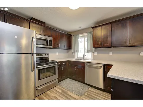 3909 NE 136th Court Vancouver WA 98682