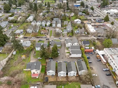 2355 SE 89th Avenue Portland OR 97216