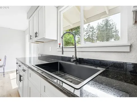 745 SW Barber Avenue Willamina OR 97396