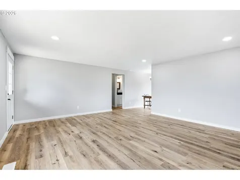 745 SW Barber Avenue Willamina OR 97396