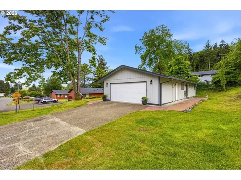 745 SW Barber Avenue Willamina OR 97396