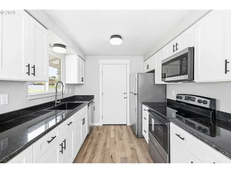 745 SW Barber Avenue Willamina OR 97396