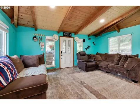 17575 SE Ten Eyck Road Sandy OR 97055