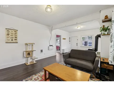659 SE Russell Street Camas WA 98607