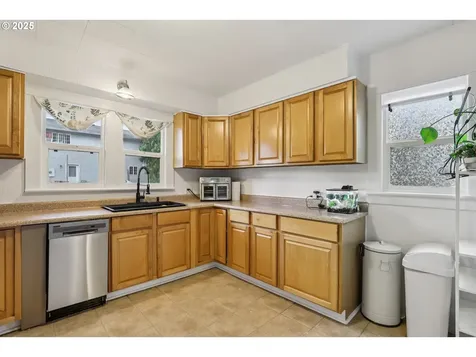 659 SE Russell Street Camas WA 98607