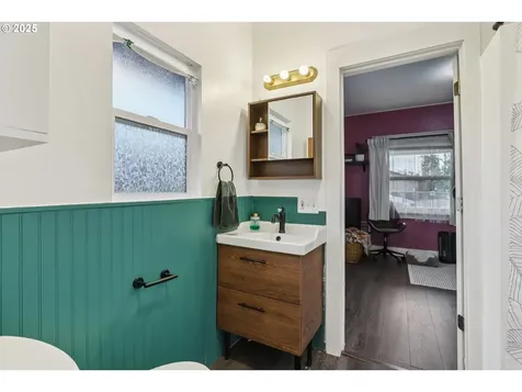 659 SE Russell Street Camas WA 98607