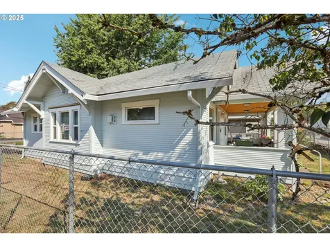 659 SE Russell Street Camas WA 98607