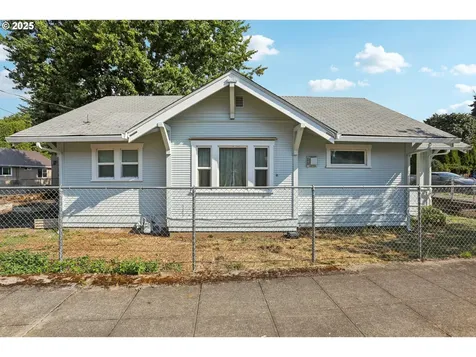659 SE Russell Street Camas WA 98607