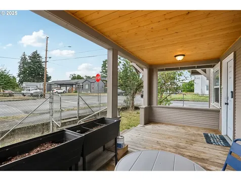 659 SE Russell Street Camas WA 98607