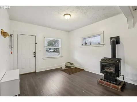 659 SE Russell Street Camas WA 98607