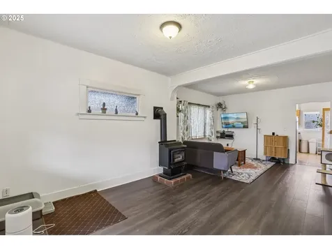659 SE Russell Street Camas WA 98607