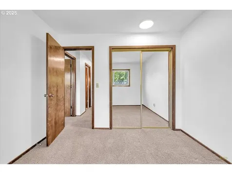 773 SE 33rd Avenue Hillsboro OR 97123