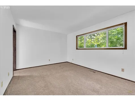 773 SE 33rd Avenue Hillsboro OR 97123
