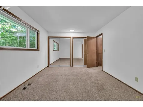 773 SE 33rd Avenue Hillsboro OR 97123
