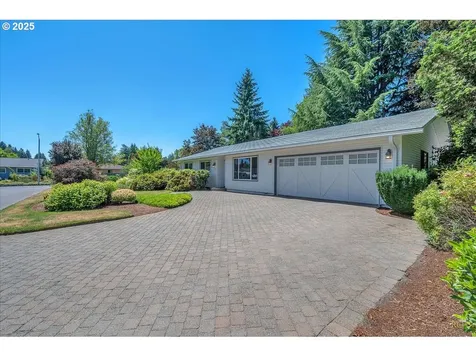 773 SE 33rd Avenue Hillsboro OR 97123