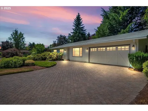 773 SE 33rd Avenue Hillsboro OR 97123