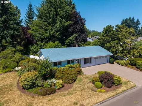 773 SE 33rd Avenue Hillsboro OR 97123