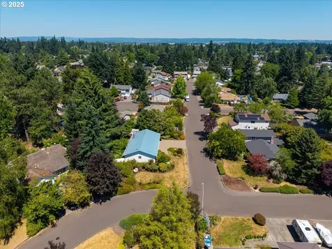 773 SE 33rd Avenue Hillsboro OR 97123
