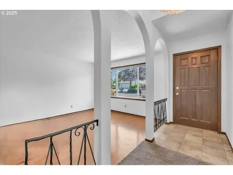 773 SE 33rd Avenue Hillsboro OR 97123