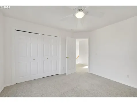 1380 SE 9th Avenue Canby OR 97013