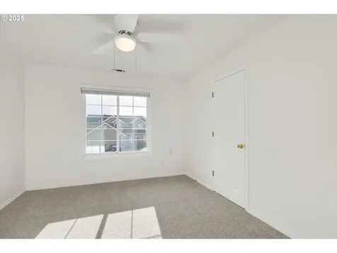 1380 SE 9th Avenue Canby OR 97013