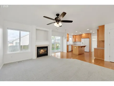 1380 SE 9th Avenue Canby OR 97013