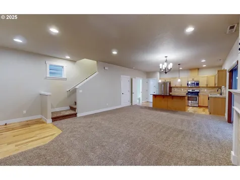 386 SW 203rd Terrace Beaverton OR 97006