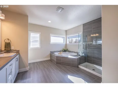 14754 NW Delia Street Portland OR 97229
