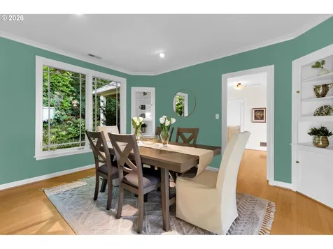 4621 SW Hillside Drive Portland OR 97221