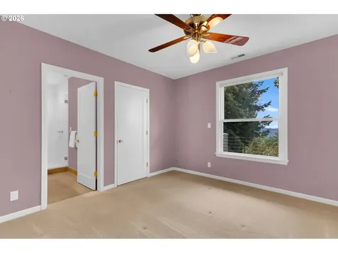 4621 SW Hillside Drive Portland OR 97221