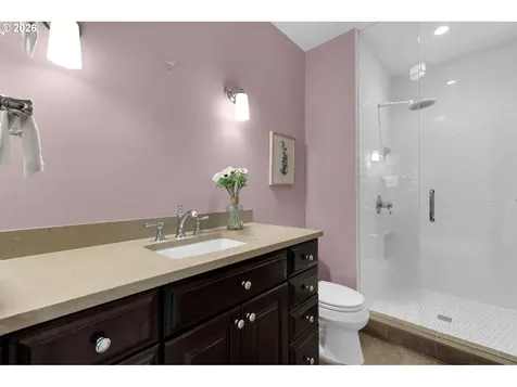 4621 SW Hillside Drive Portland OR 97221