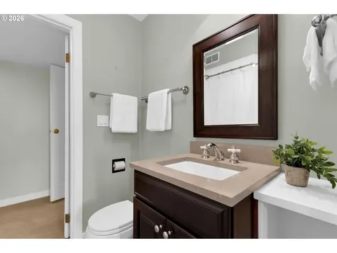 4621 SW Hillside Drive Portland OR 97221