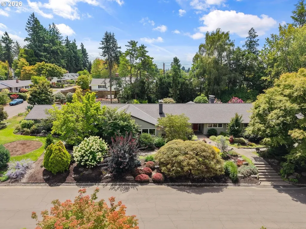 7550 SW Laurel Street Portland OR 97225