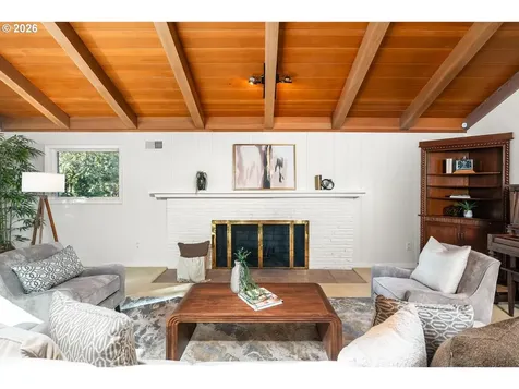 7550 SW Laurel Street Portland OR 97225