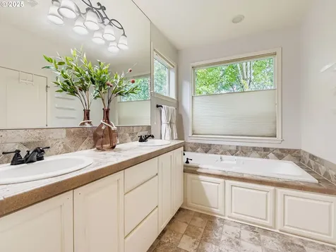 7045 SW Fallen Leaf Street Wilsonville OR 97070